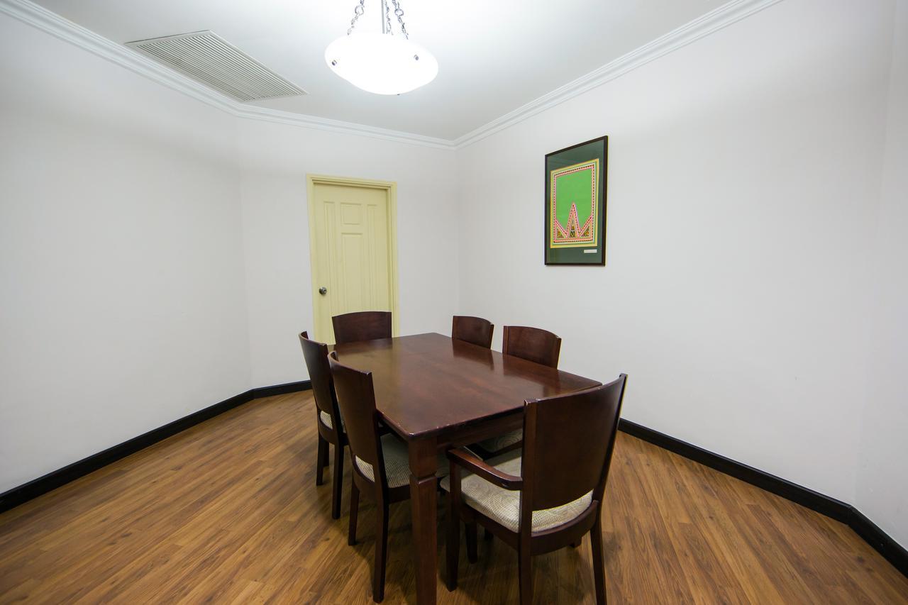 Beta Service Apartment Labuan Exterior photo